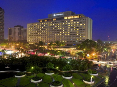 金融と商業の中心地マカティシティにある最高級ホテル