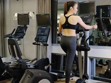 フィットネスジム、ビジネスセンターがあります/イメージ