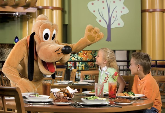 ディズニーの仲間たちとのお食事「キャラクター･ダイニング」/イメージ